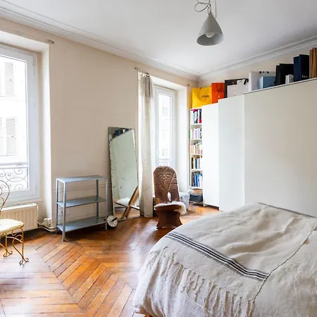 Apartament Ray Charles' Nest 10 *